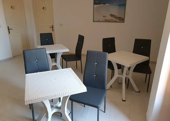 Bed & Breakfast Guest House Tra Rocce E Mare