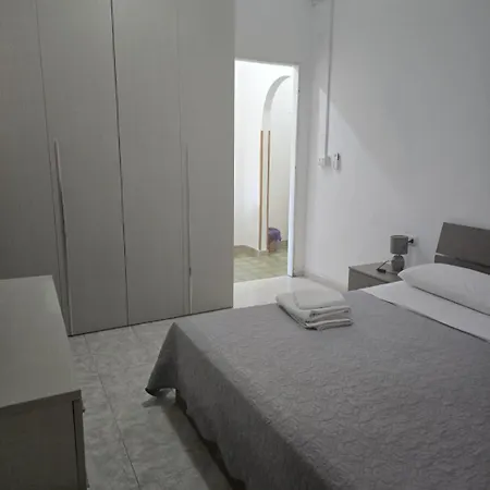 Tra Rocce E Mare Bed & Breakfast La Maddalena (Sassari)