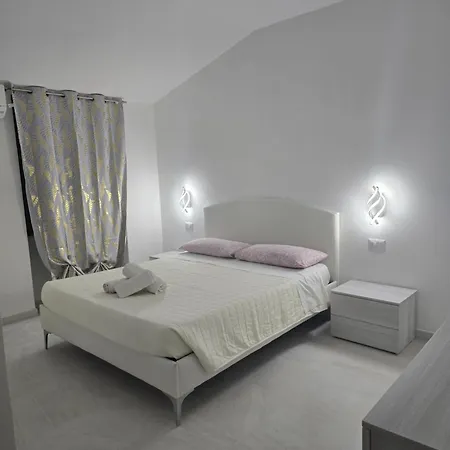 Tra Rocce E Mare Panzió La Maddalena