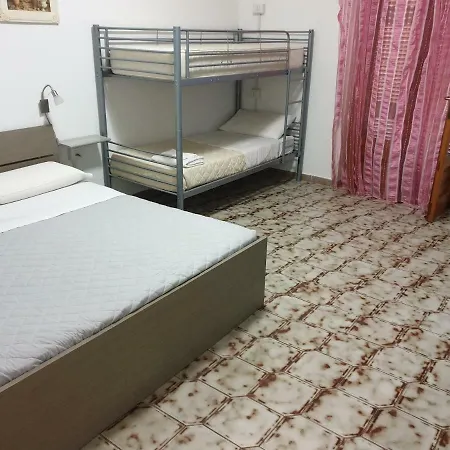 Tra Rocce E Mare Bed & Breakfast