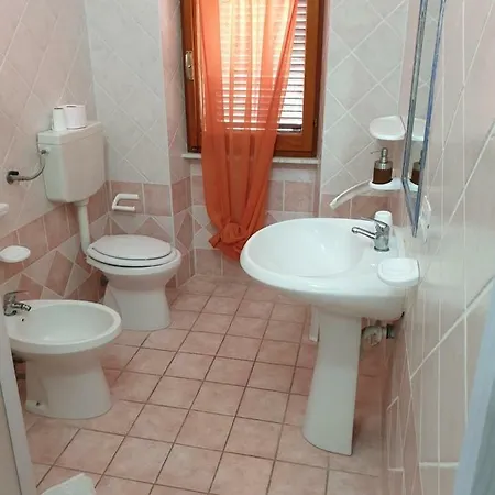 Bed & Breakfast Tra Rocce E Mare